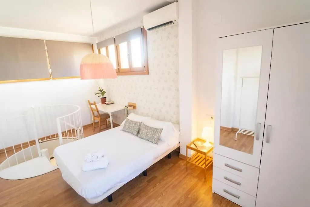 グラナダAtico Duplex Terraza Privada Centroアパートメント グラナダ